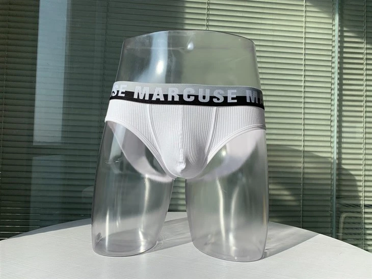 Designer Pure Color Sexy Young Boys Thong Underwear Custom Men Jockstraps Factory Price Men Underwear suppliers